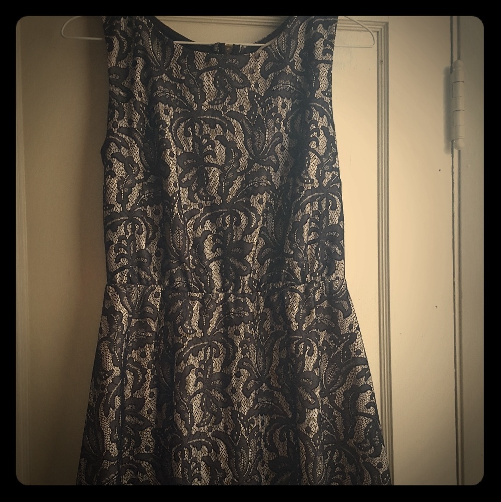 simple lace dress